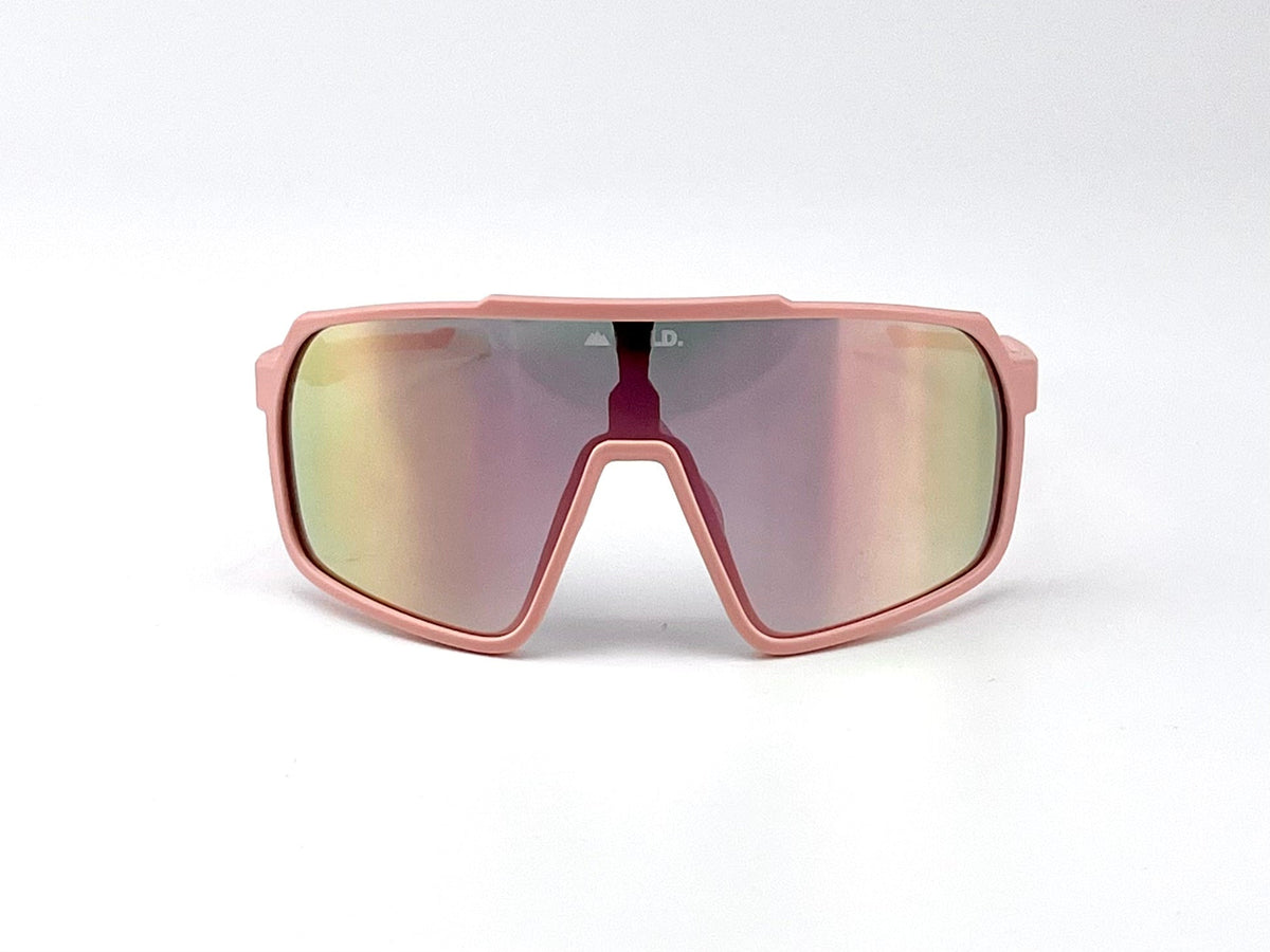 Boldouterwear BOLD Slayers photochromic sunglasses with tinted lenses, designed for MTB, ski, and lifestyle outdoor activities.